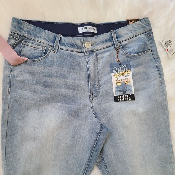 Almost Famous  Stretch leggings Jeans - Light Blue Wash,SZ 19 💥 - Picture 6 of 8